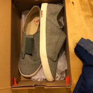 Roxy slip on